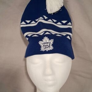 Adidas Reverse Retro Toronto Maple Leaves Beanie : NWT : NHL Licensed